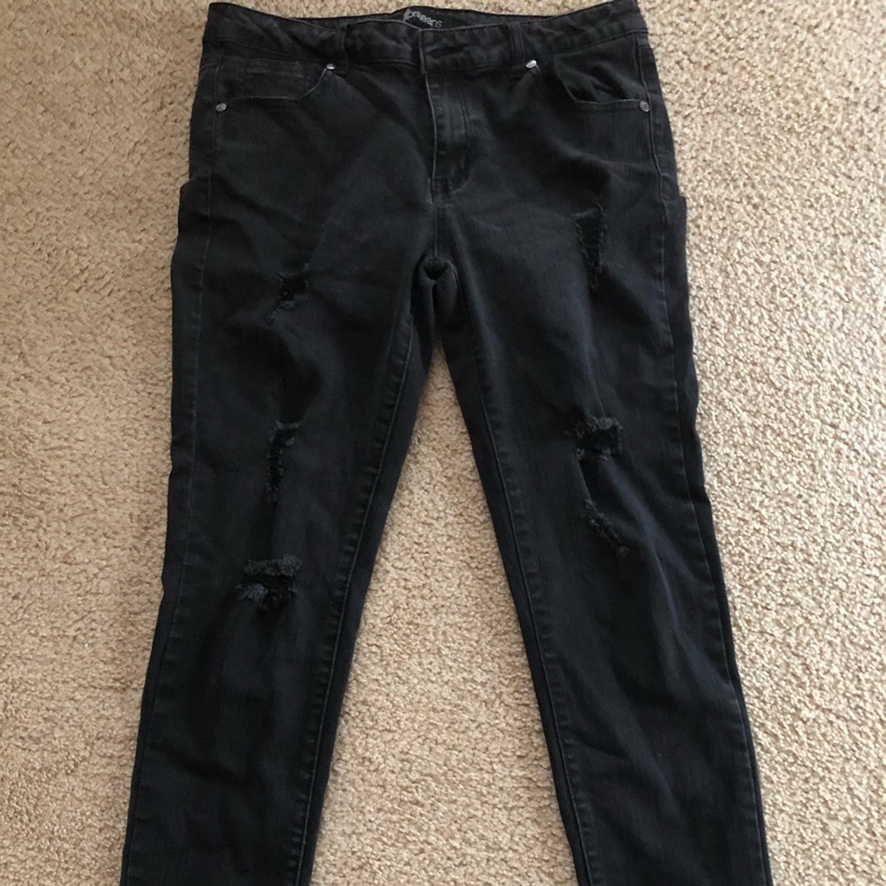 Jrs Black Distressed Skinny Jean By APRIL JEANS